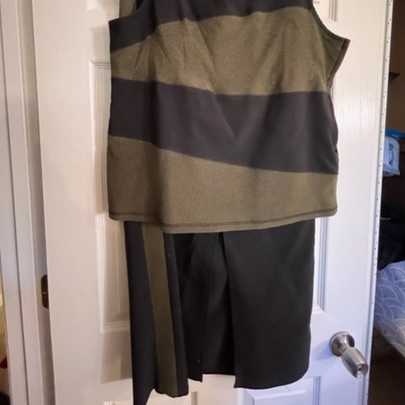 Athleisure set - Picture 2 of 2